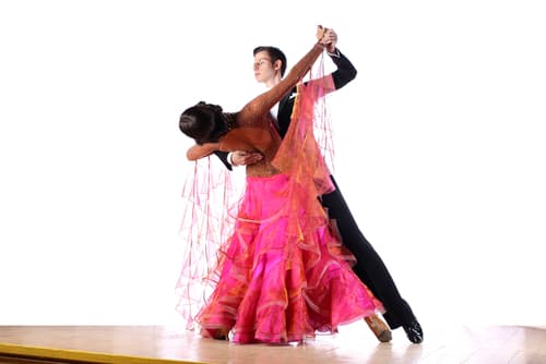 社交ダンスのワルツでよくある動き